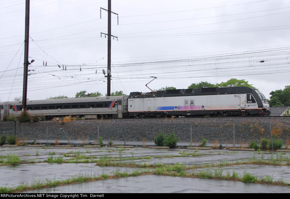 NJT 4529